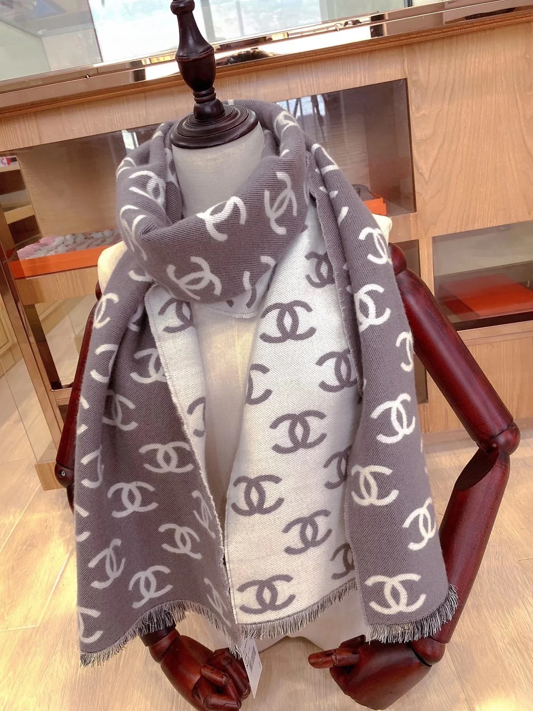 Двусторонний шарф Chanel с логотипом Double C из шерсти и кашемира - 35 см - 180 см