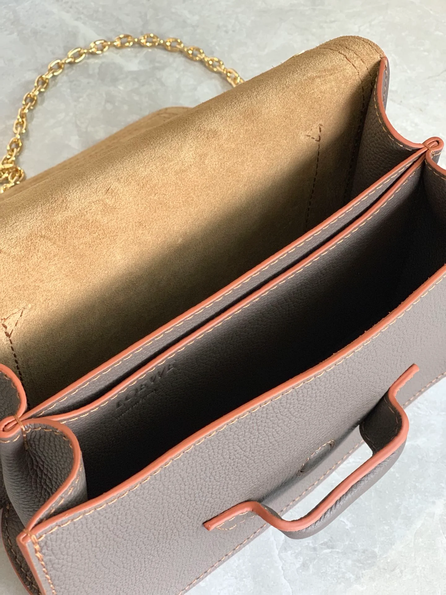 Треугольная сумка Loewe - Мягкая зернистая кожа - Телячья кожа - 2 шт.