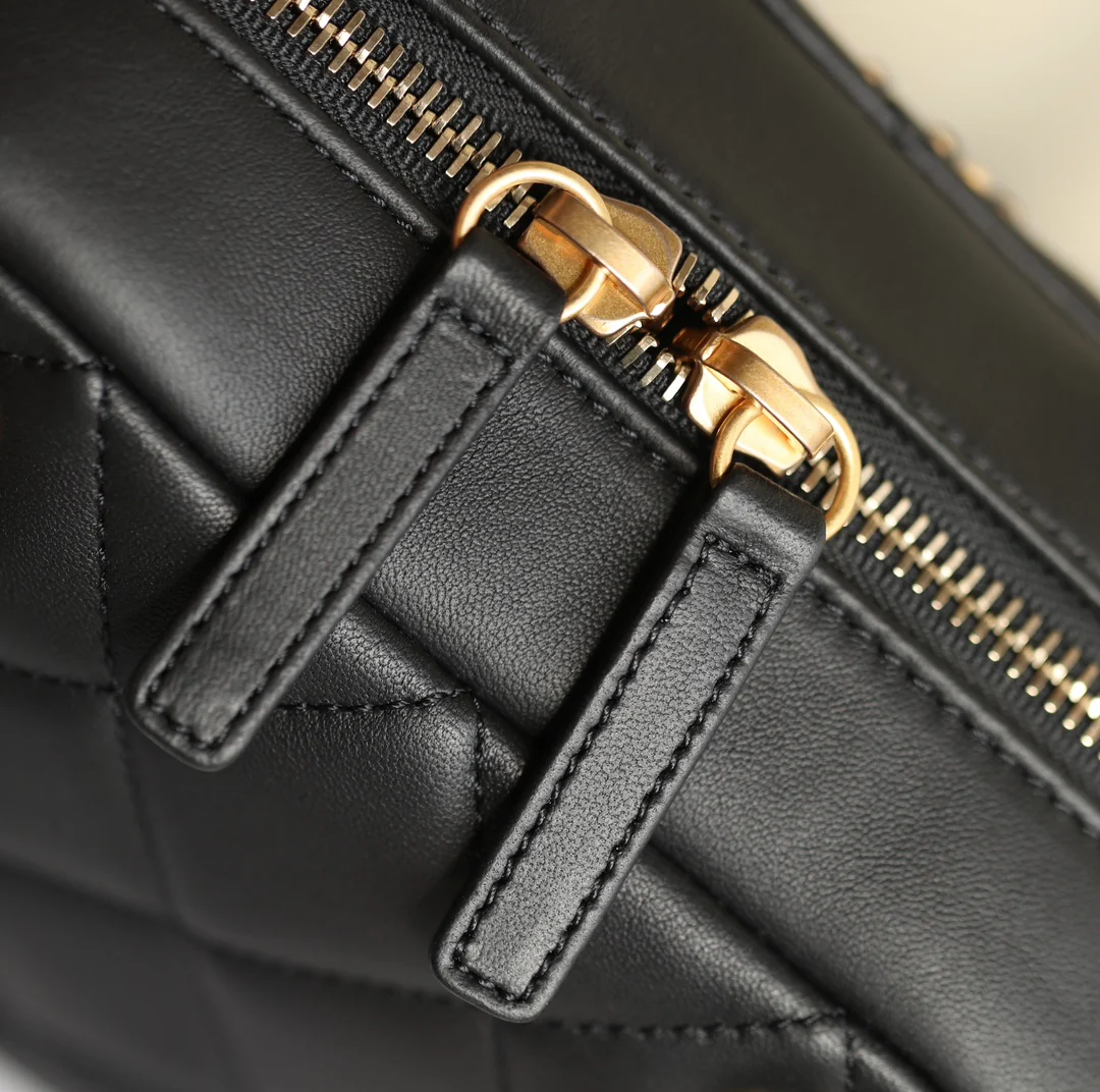 Сумка Chanel 25c - черная (19 см)