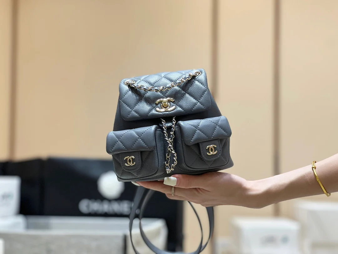 Рюкзак Chanel 24a-duma Frog, маленький, серый.