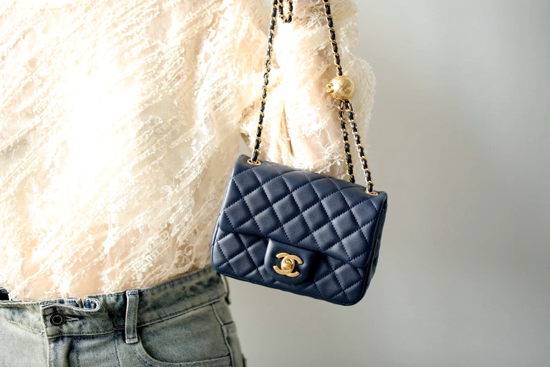 Chanel - Сумка-клатч 