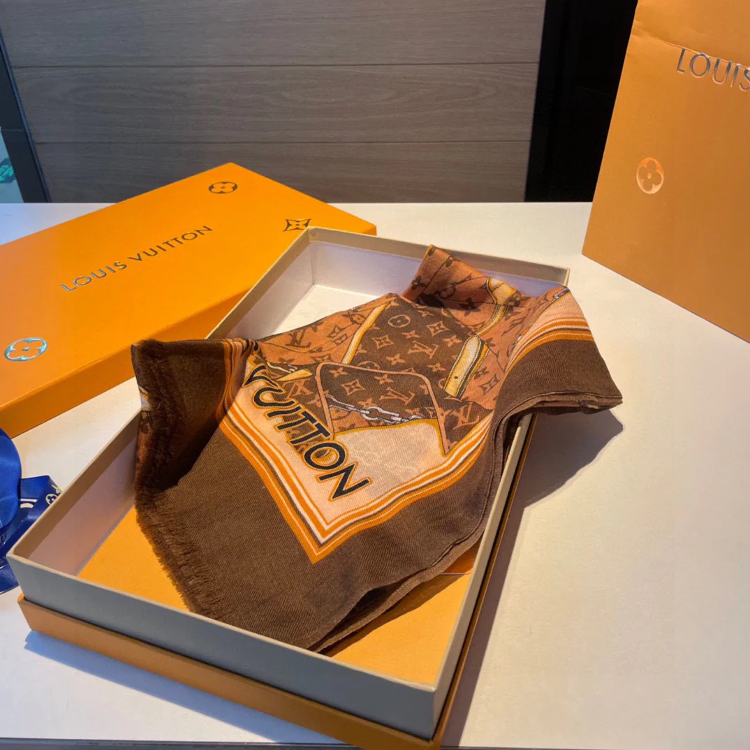 Шарф с монограммой LV, 110-200 см, 100% высококачественный кашемир, коричневый.