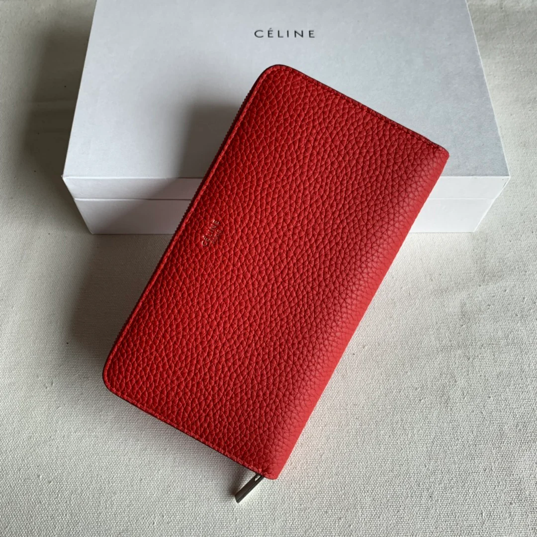 Длинный кошелек Celine на молнии — с узором ?личи? — ярко-красный