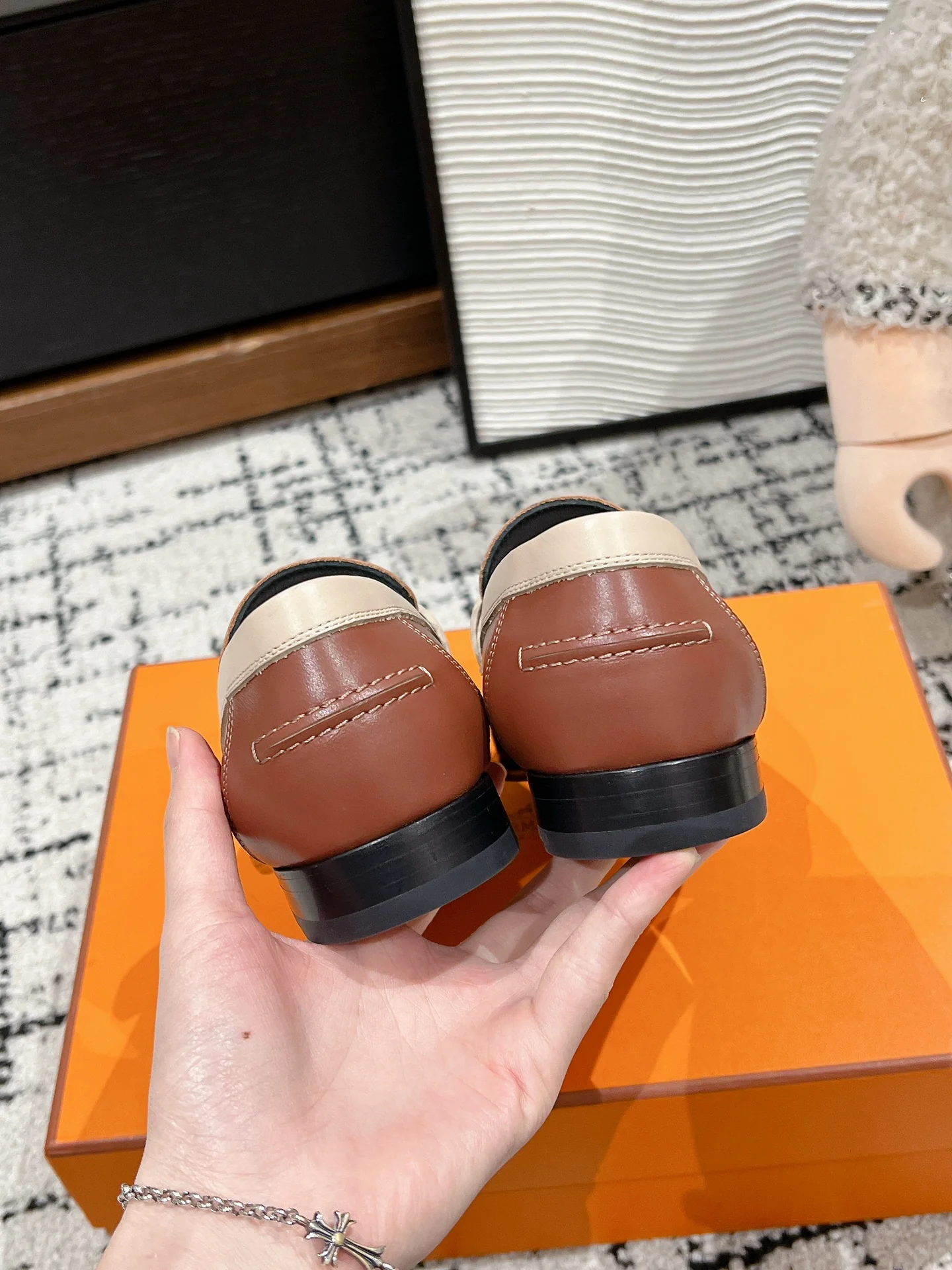 Лоферы Hermes Kelly 2024 - розовые