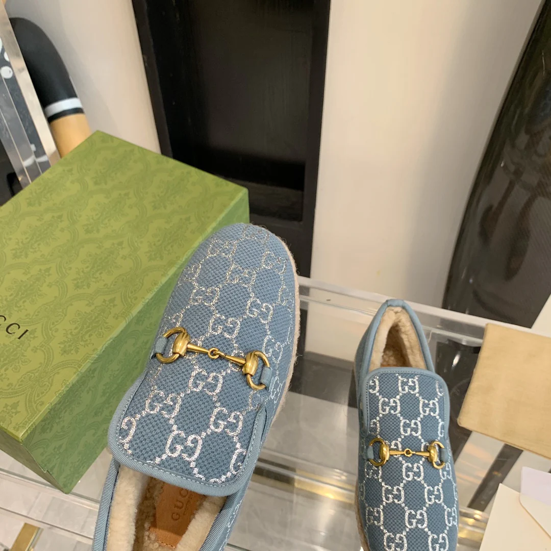 Gucci - Теплые шерстяные туфли - Модель унисекс