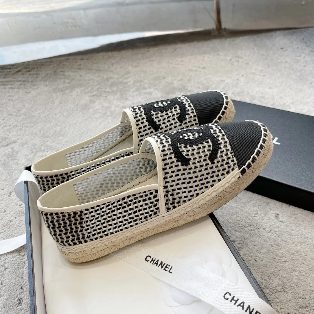 Chanel - Коллекция ?Вечная классика? - Плетеные рыбацкие туфли - Черные