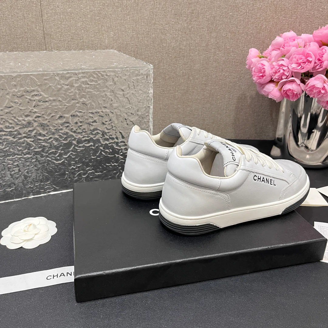 Повседневные туфли Chanel 2024 - белые - 2