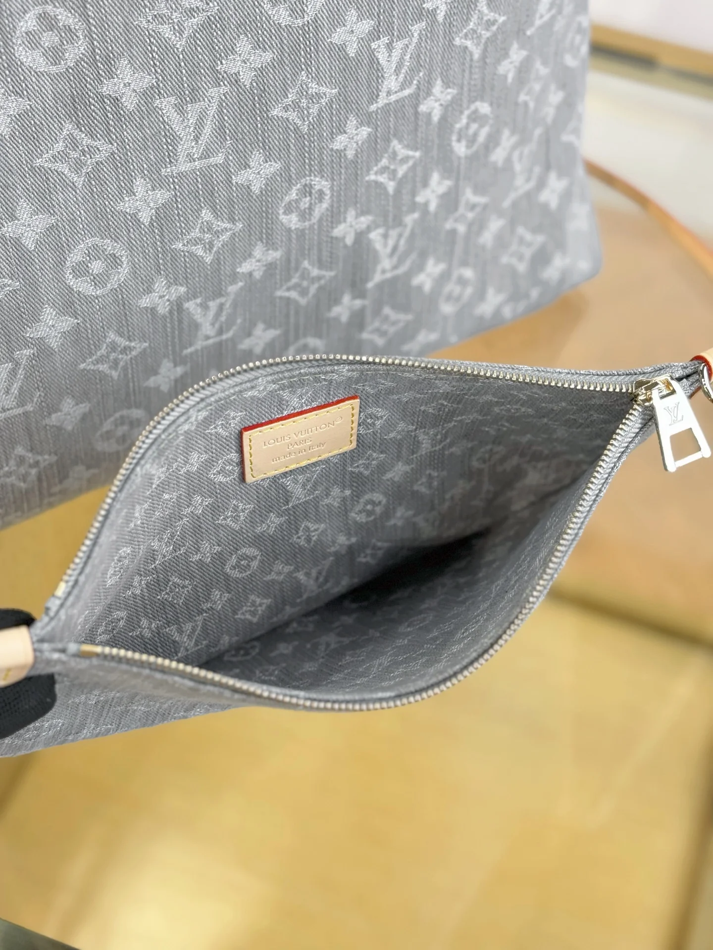 LV-mb163c-сумка-средний-джинсовый серый