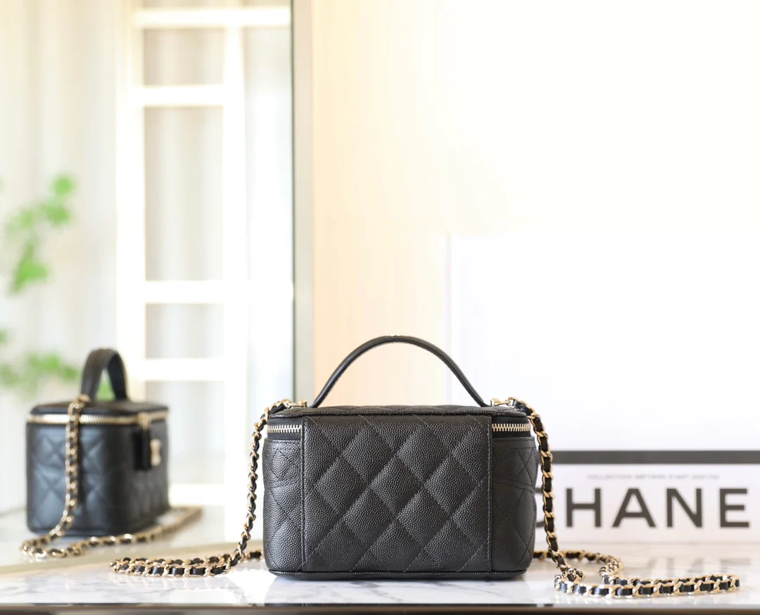 Chanel 25c - Маленькая коробочка в форме шара для переноски - Черная