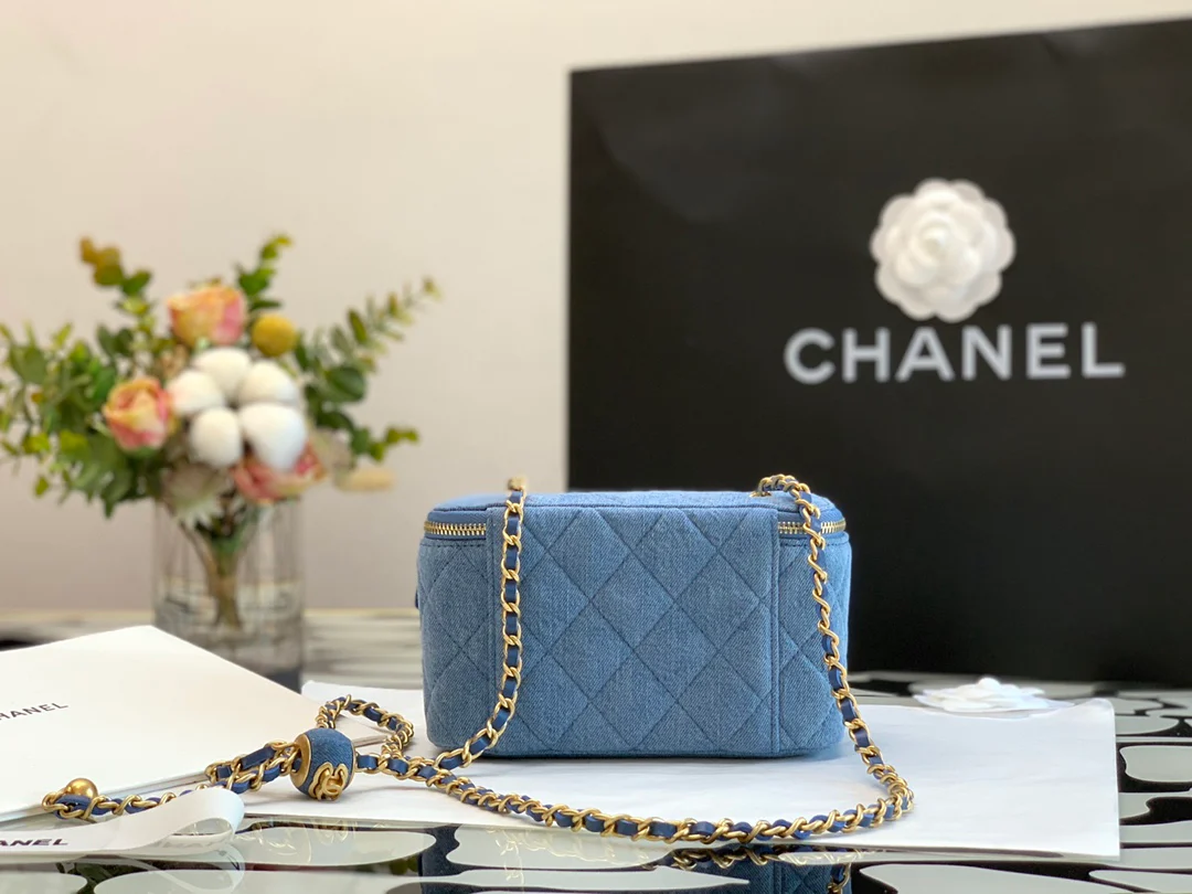 Квадратная коробка Chanel Denim Gold Ball Square Box - светло-голубая