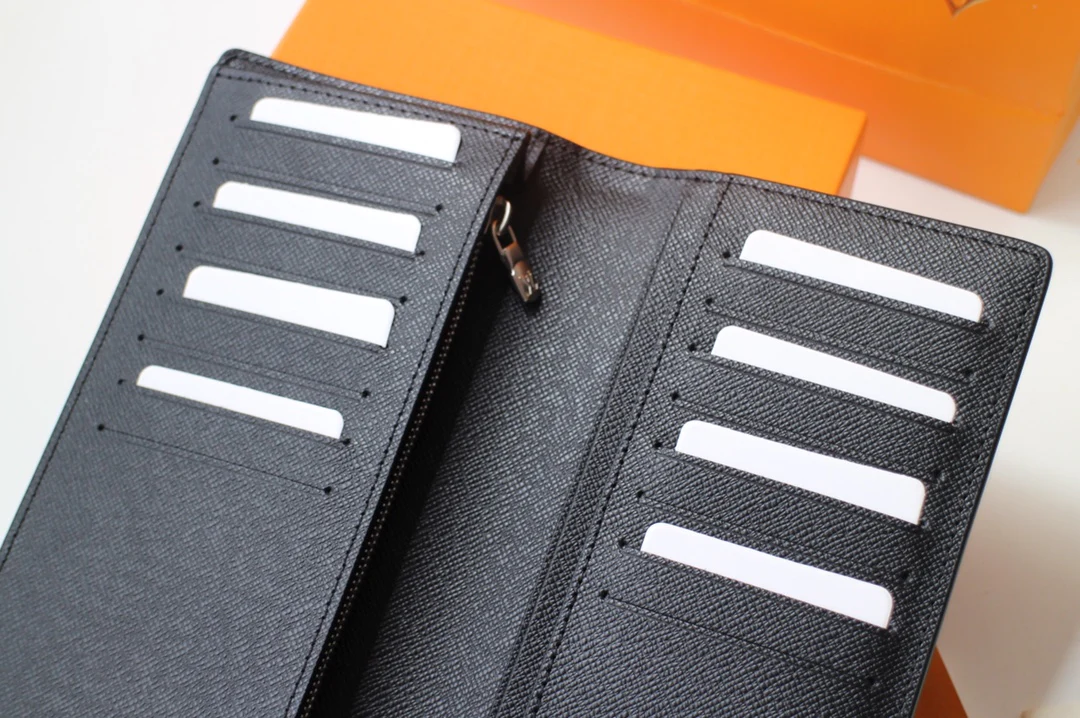 LV-m69410-brazza wallet-classic monogram