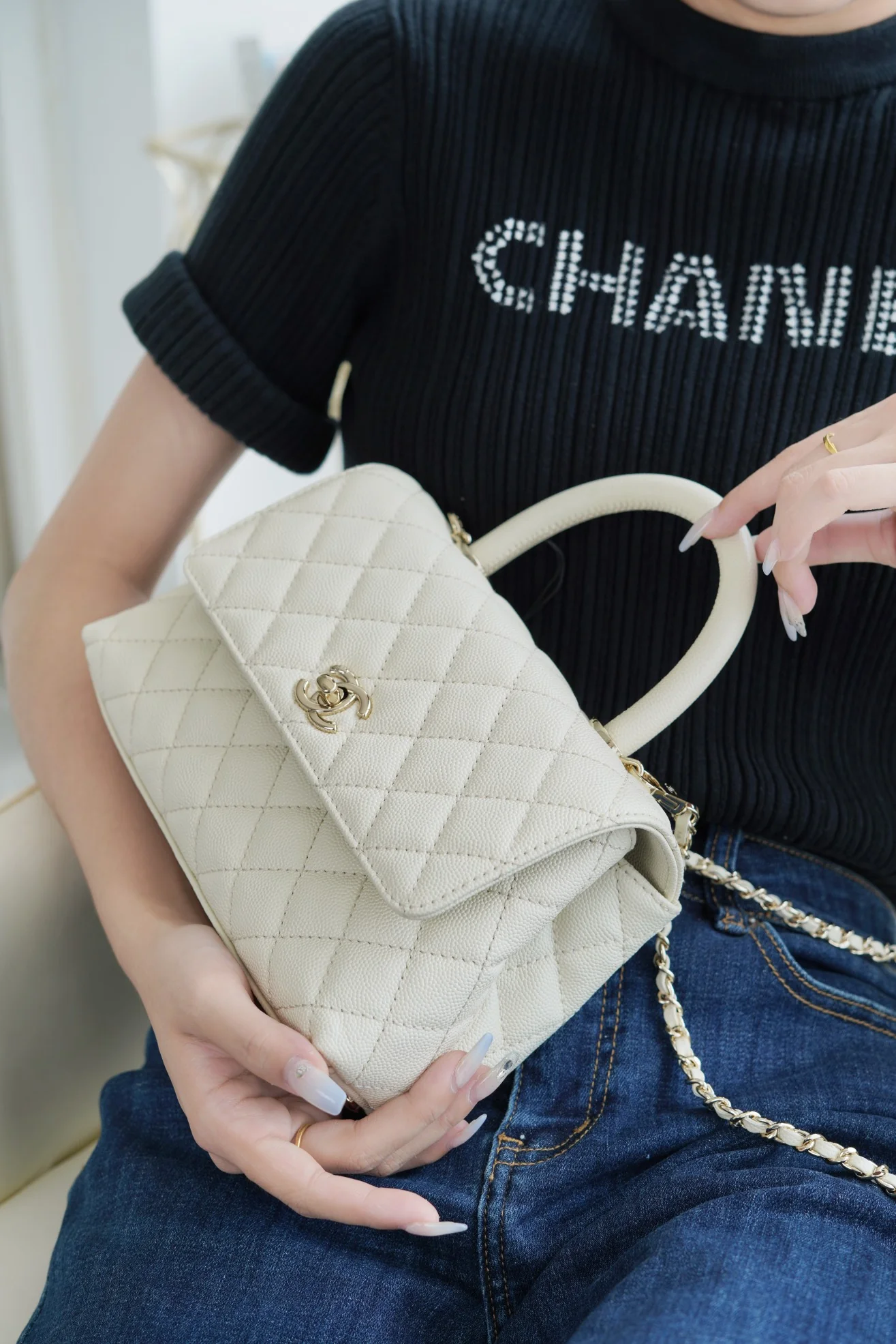 Chanel 2021 Coco Handle Black Small 2