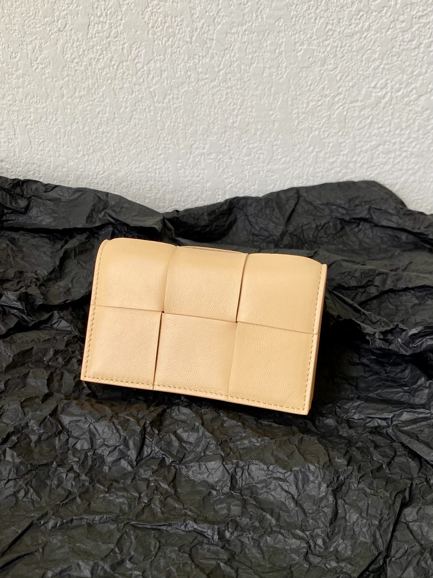 BV- 大格翻盖卡包 小羊皮 12.2×7.5×2.5cm