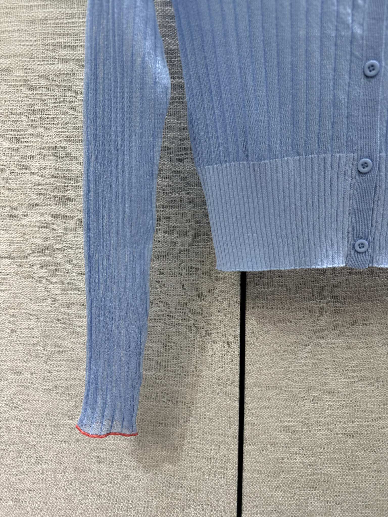 Miu Miu - 2404 - Вязаный кардиган с длинными рукавами и воротником-поло в стиле колор-блок - Синий