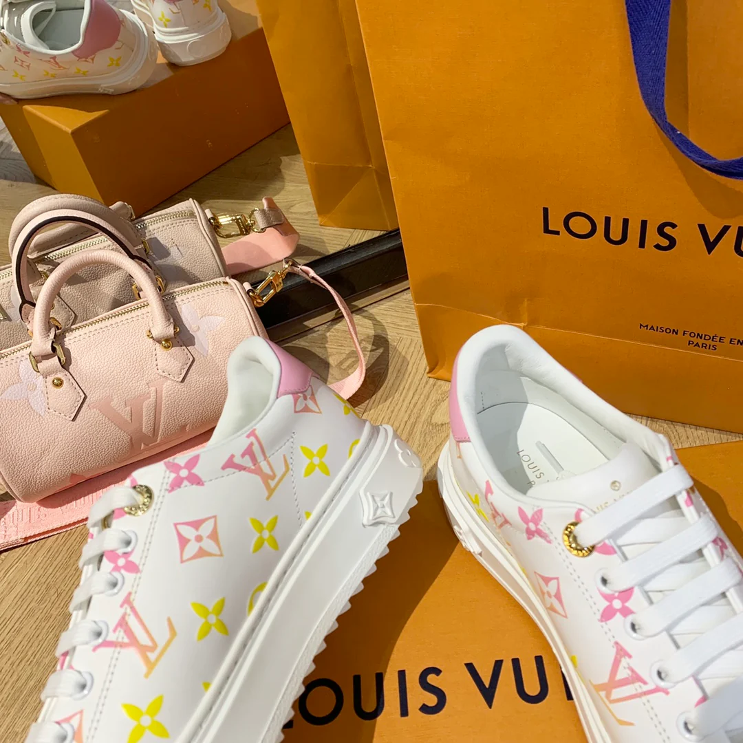 Обувь LV - LV - белые кроссовки - розово-желтый градиент