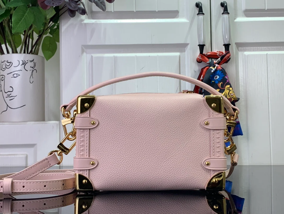 m83080-LV-side-trunk-pm chain bag-pink
