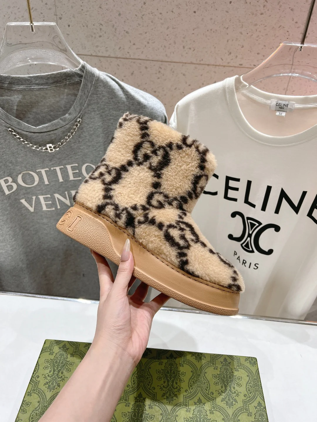 Шерстяные зимние сапоги Gucci 2024 - Кофейно-коричневый - 1