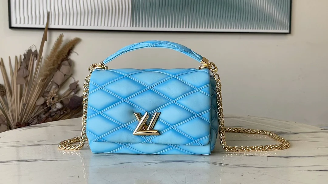 m24185-LV-go-14-mm-Medium-Handbag/Crossbody Bag-Light Blue