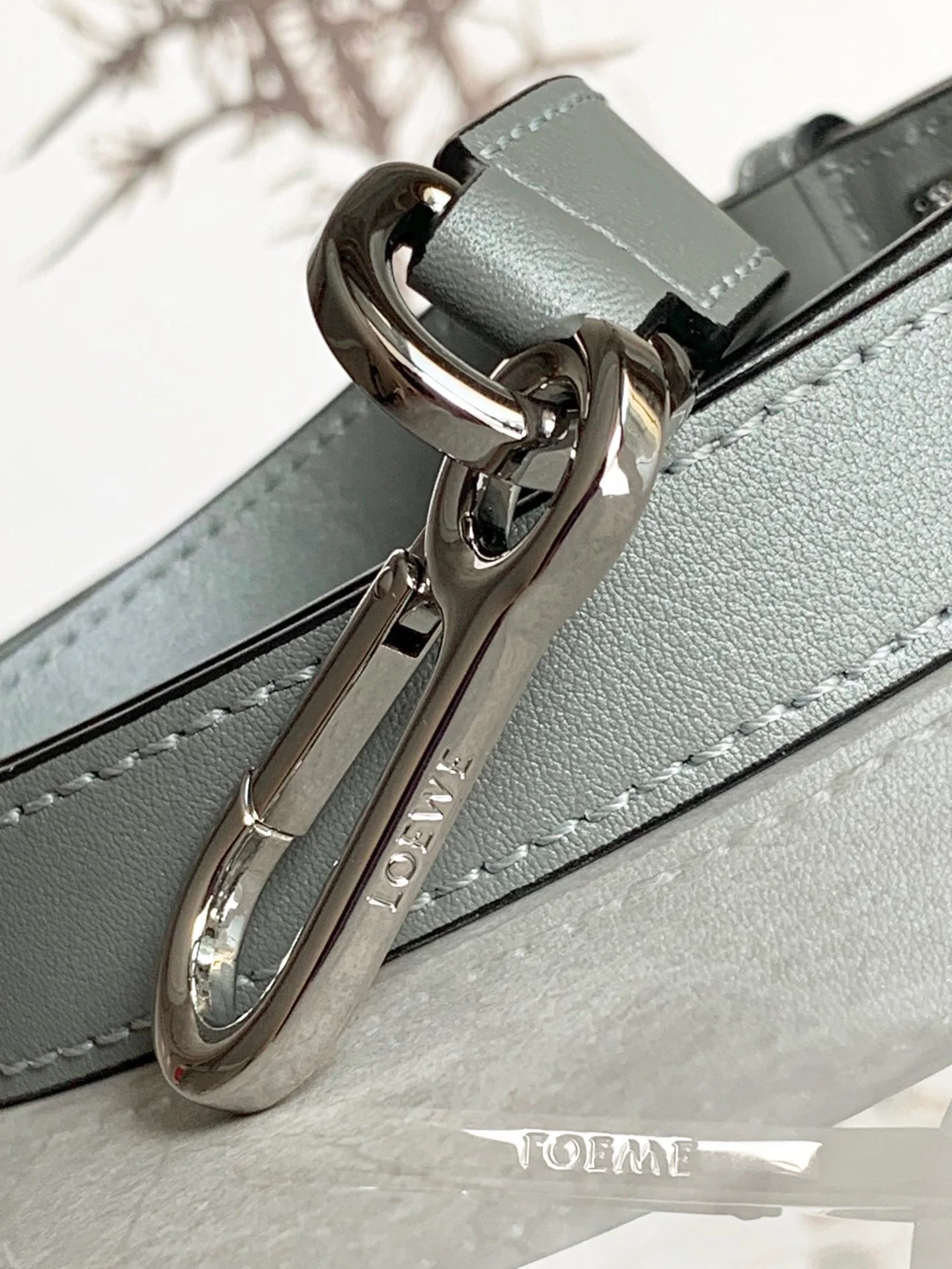 Сумка-головоломка Loewe из телячьей кожи