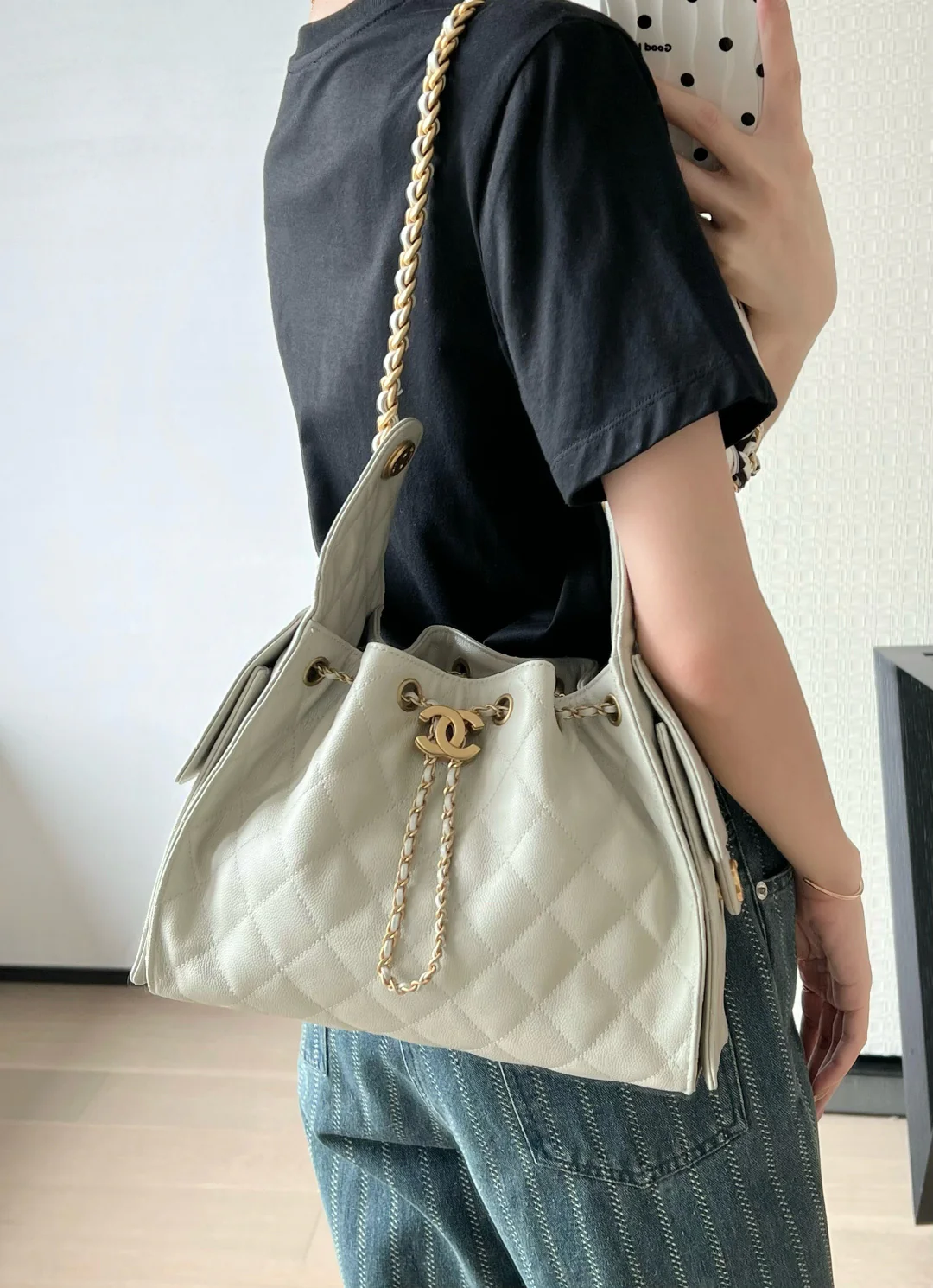 Chanel - в стиле хиппи - Маленький размер - Голубино-серый с золотой пряжкой