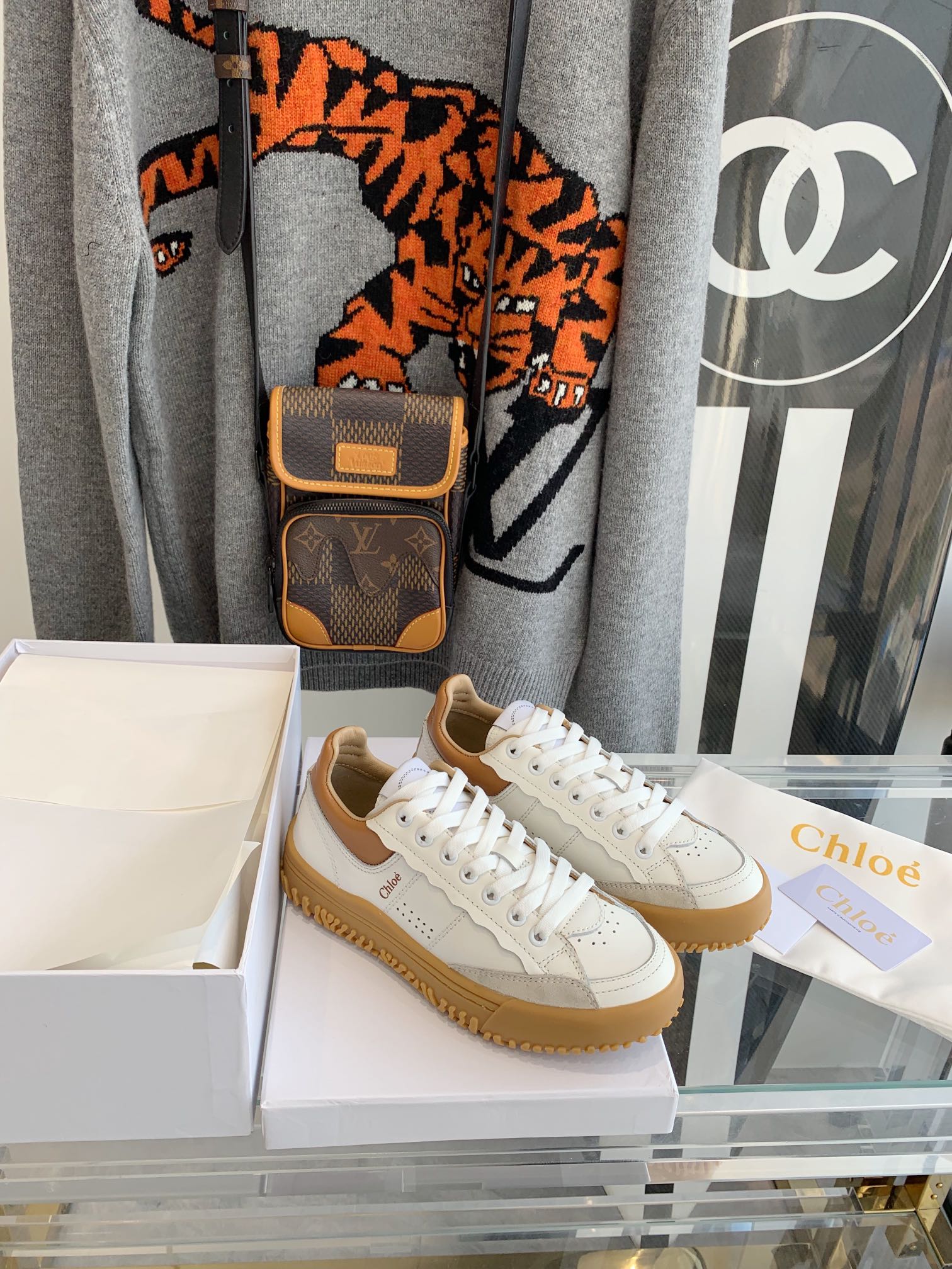 Chloe - Белые кроссовки - Кроссовки на платформе - Повседневная обувь