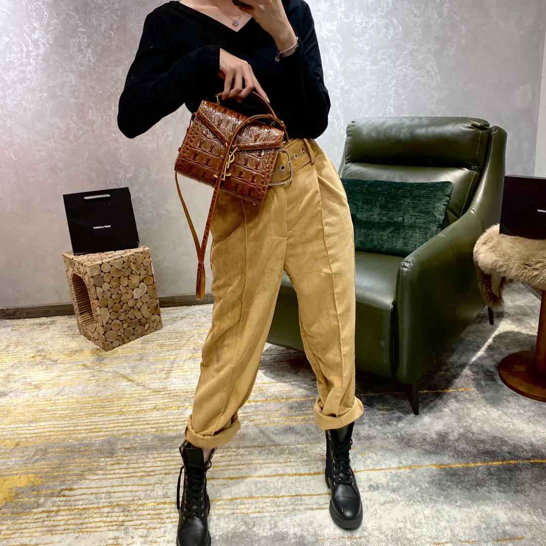 Обзор наряда YSL Cassandra с крокодиловым принтом - Часть 1