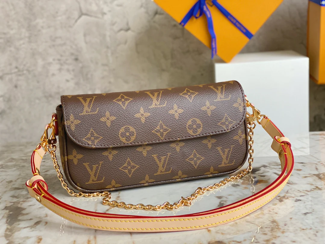 m81911-LV-кошелек-на-цепочке-сумочка-айви