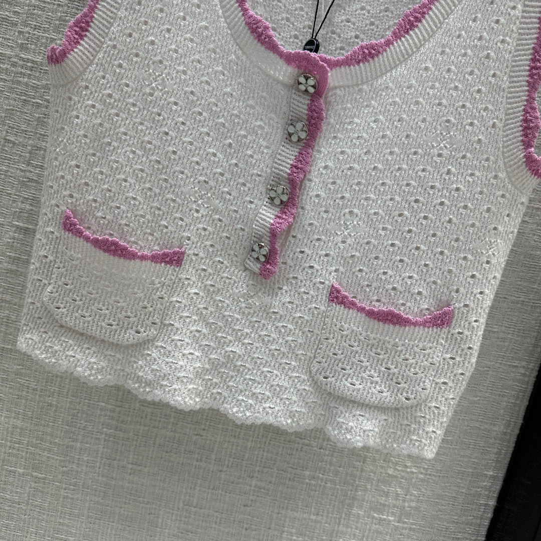 В стиле Chanel - 2403-24 Новый вязаный жилет с розовой отделкой