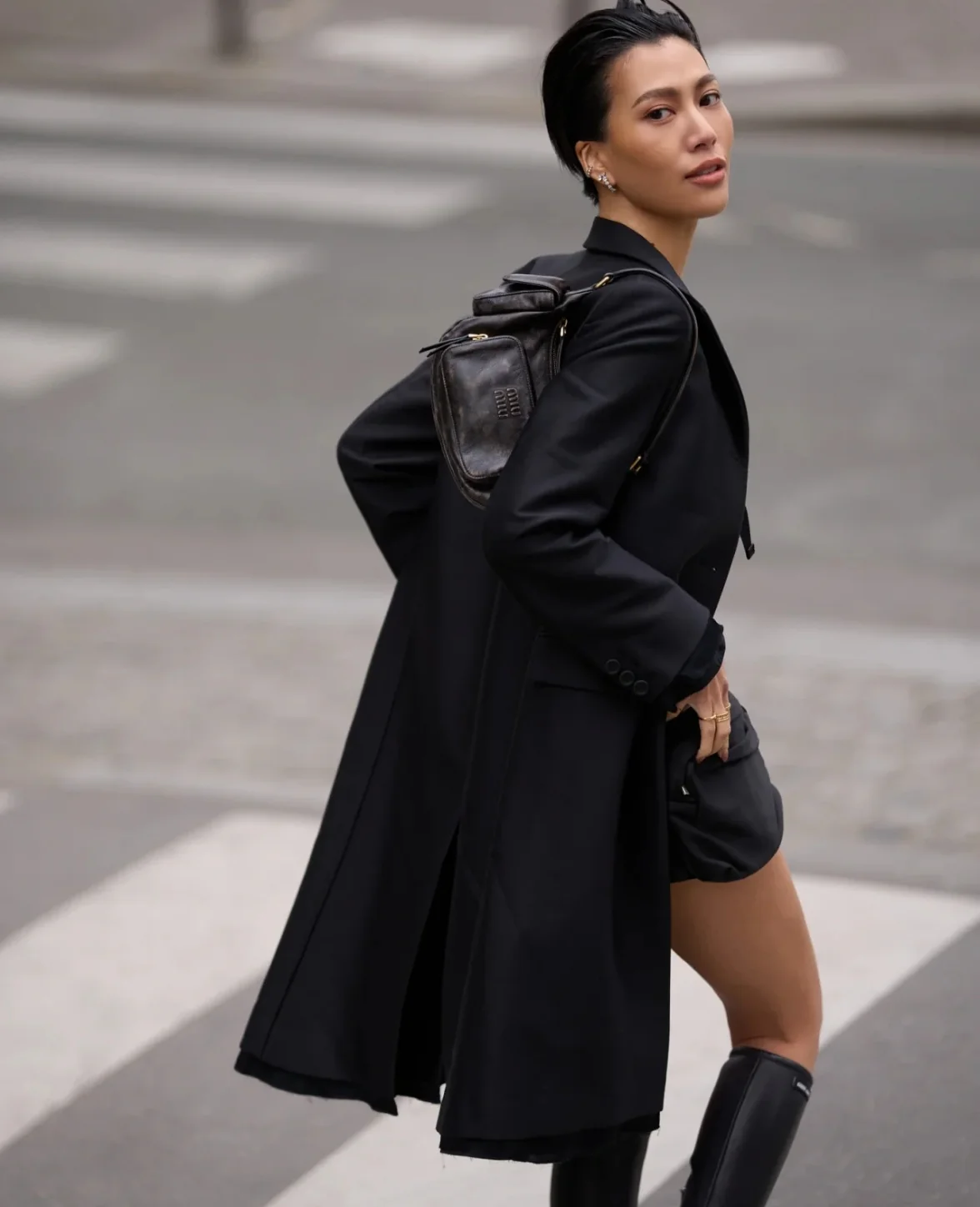 Сумка-карман Miu Miu из кожи наппа — винтажный коричневый