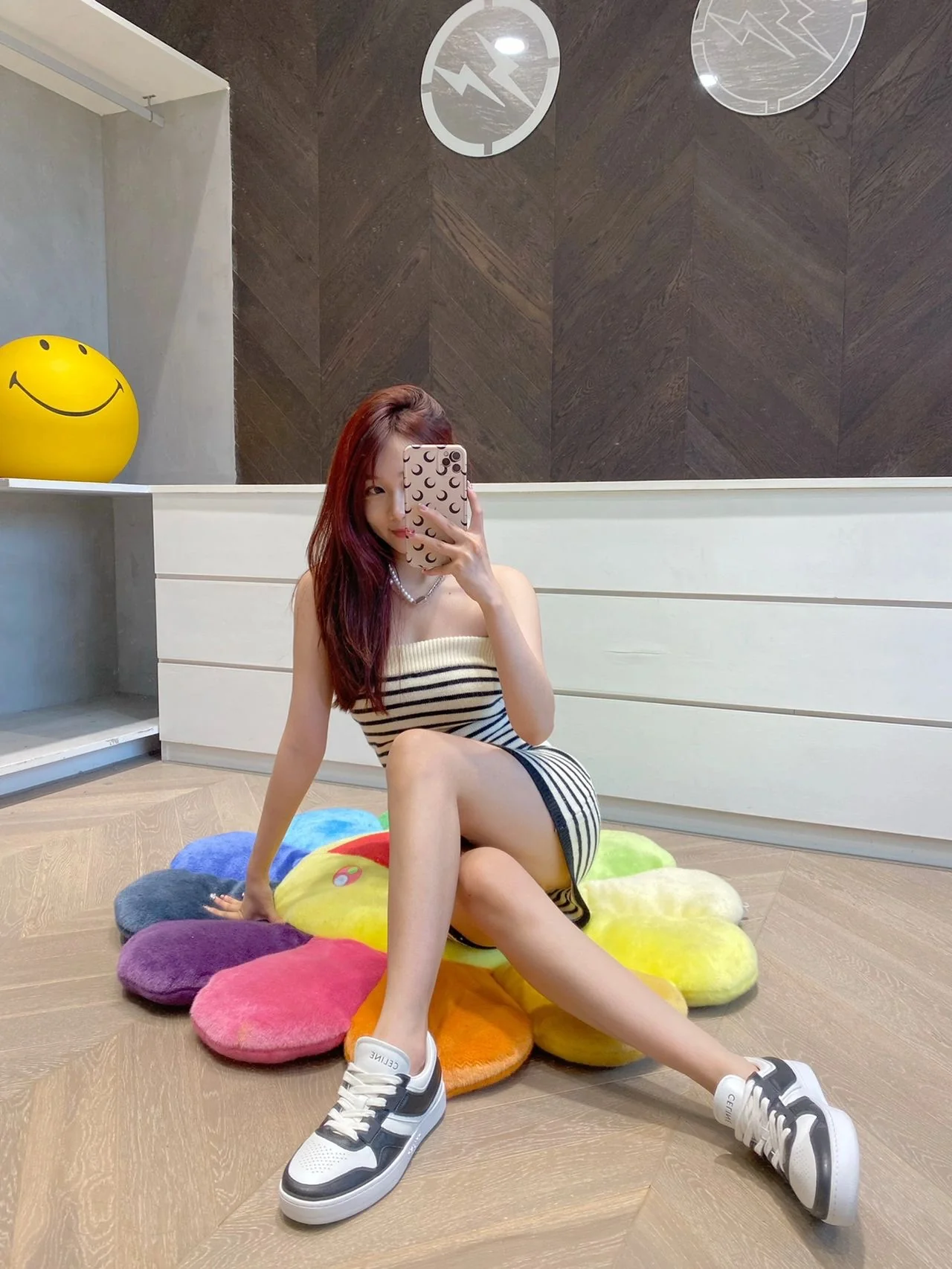 Новинка 2022 года от Celine - Белые кроссовки/Повседневная обувь - Унисекс - Фотографии в обуви.