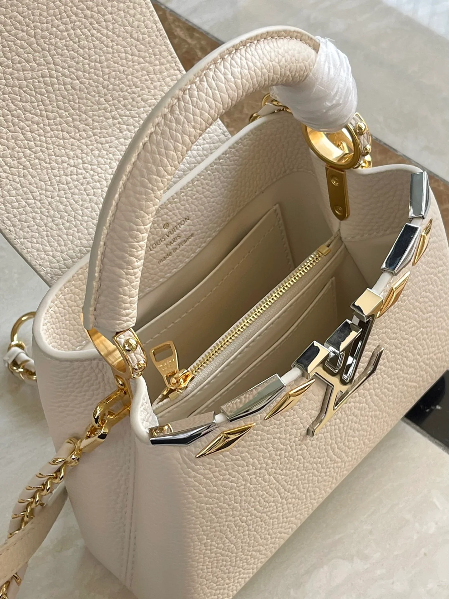 LV-m12751-capucines-mini handbag-white