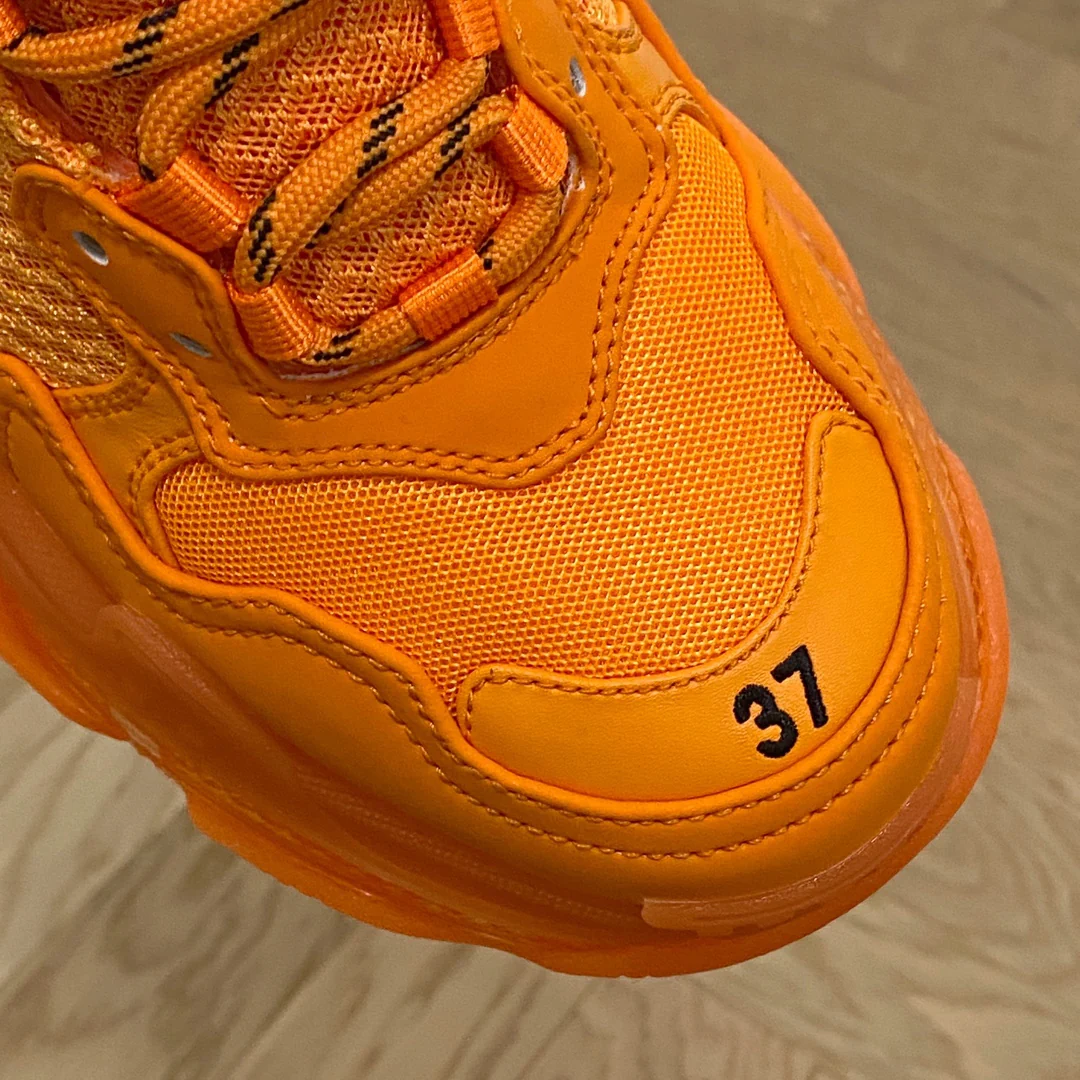 Кроссовки Balenciaga Triples Cushion Chunky Shoes - оранжевые