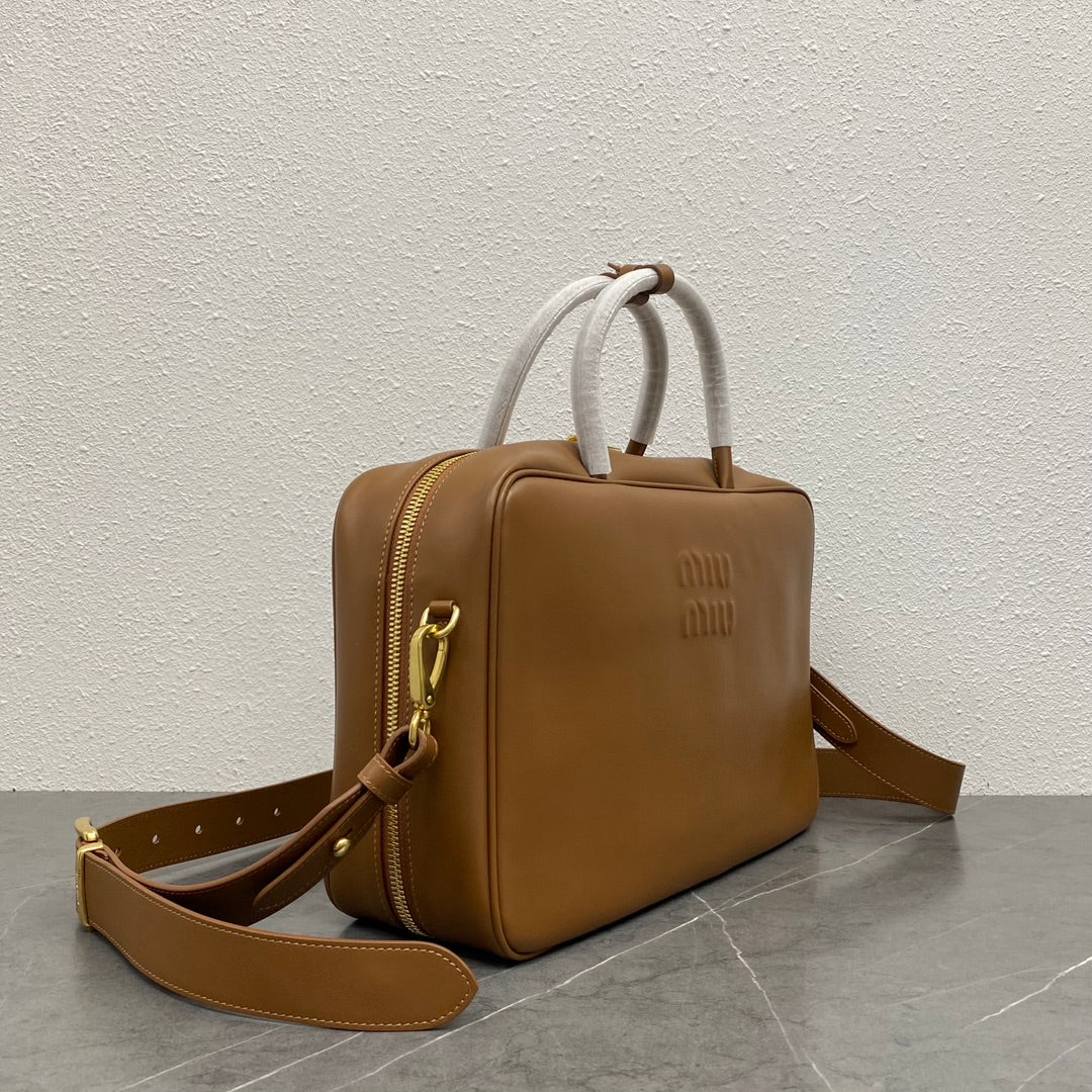 Сумка/портфель Miu Miu Beau - коричневый