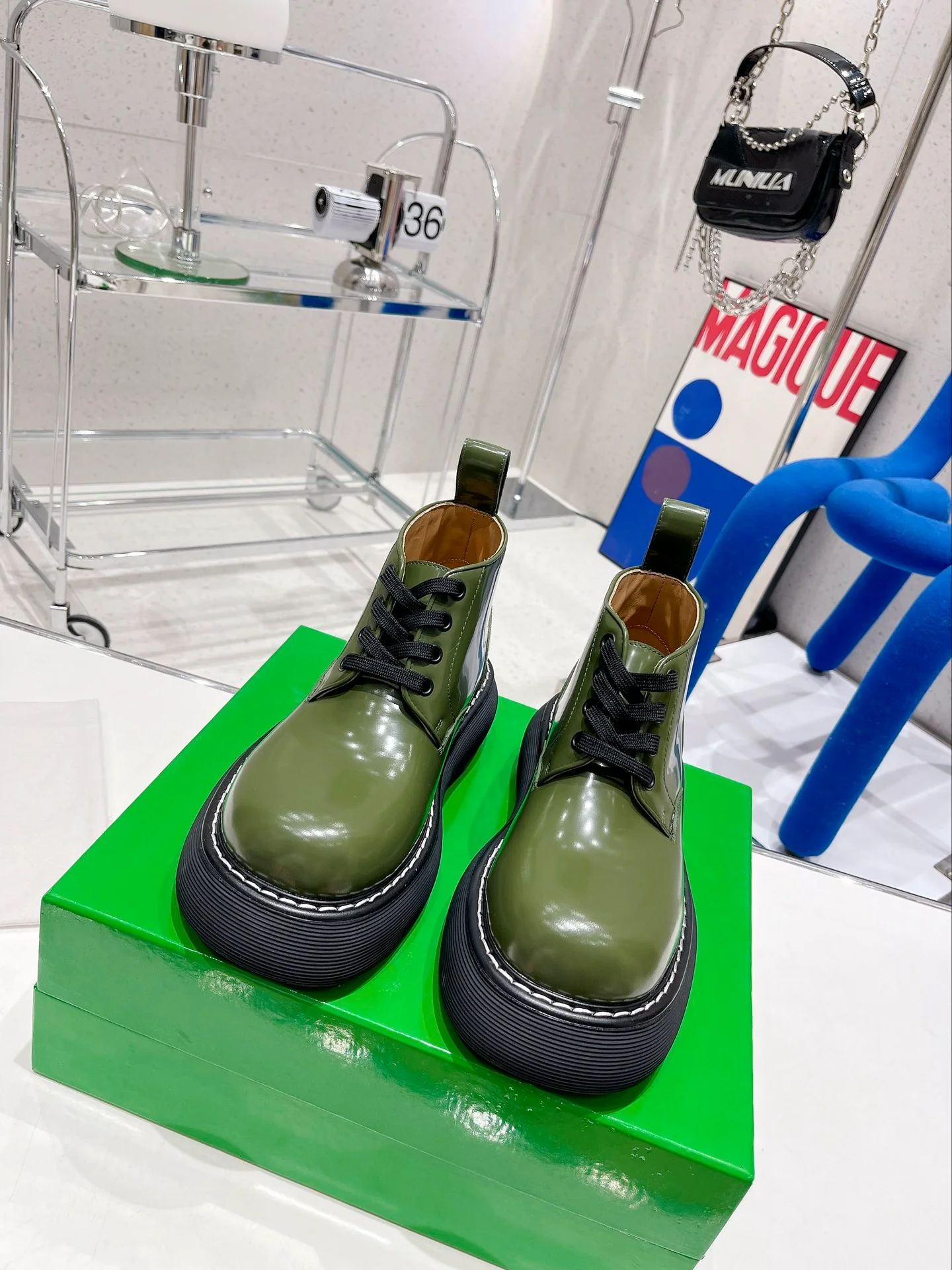 Коллекция BV Haute Couture - Классические ботильоны на толстой подошве с ребристой поверхностью - Полностью кожаные - Размеры 35-39-40 в наличии (возможен индивидуальный пошив)