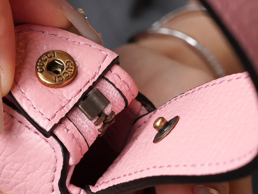 Сумка через плечо из коллекции Gucci Aphrodite - Розовая