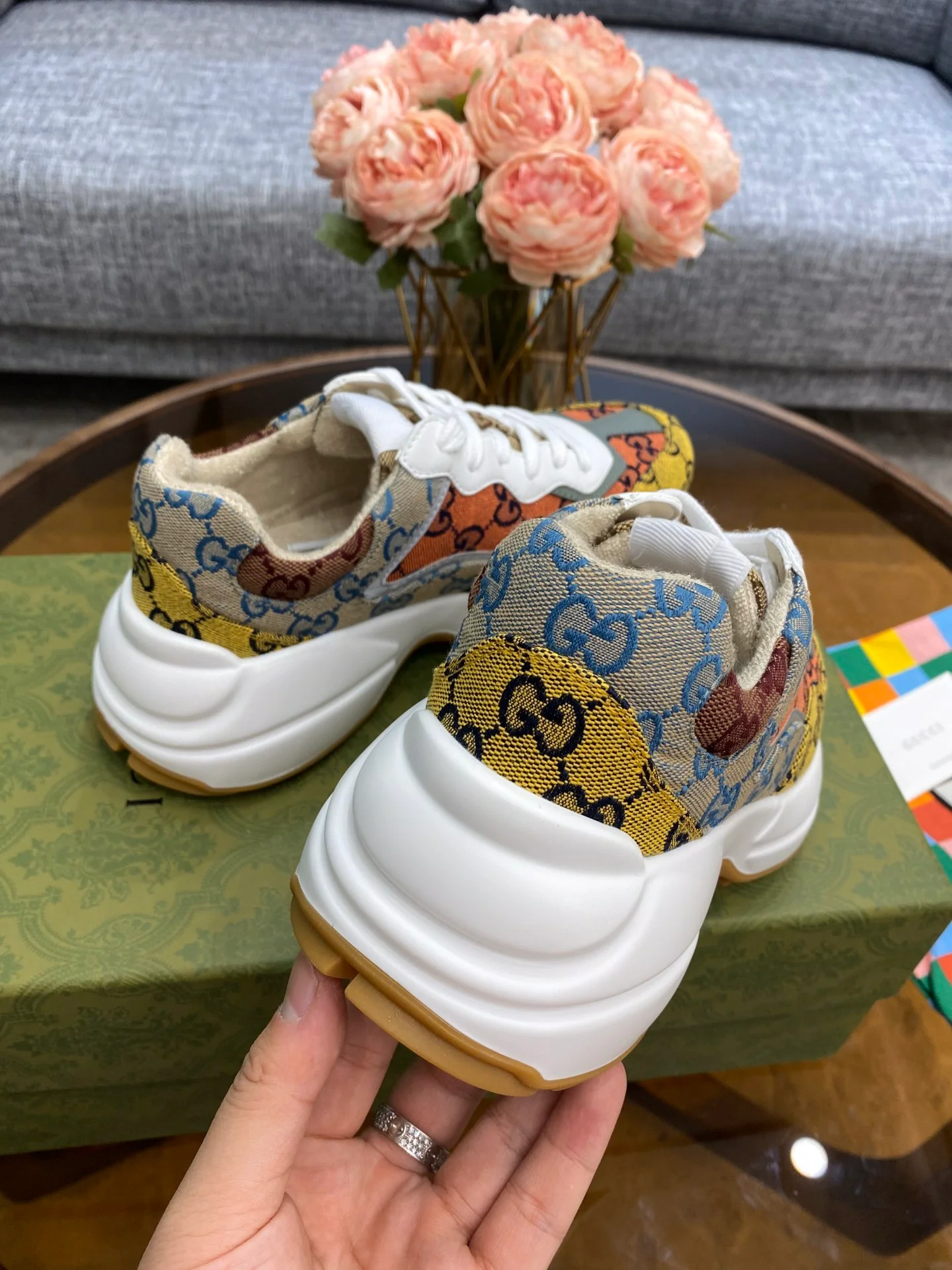 Массивные кроссовки Gucci - унисекс - 19