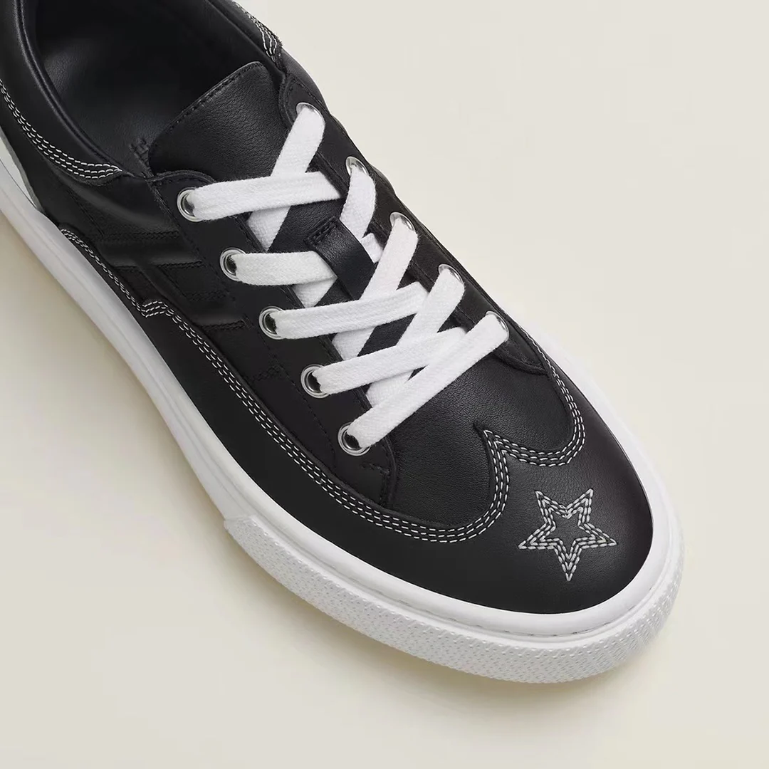 Новинка сезона осень/зима 2023 от Hermes - Повседневные туфли с вышитой пятиконечной звездой - Унисекс - Черные