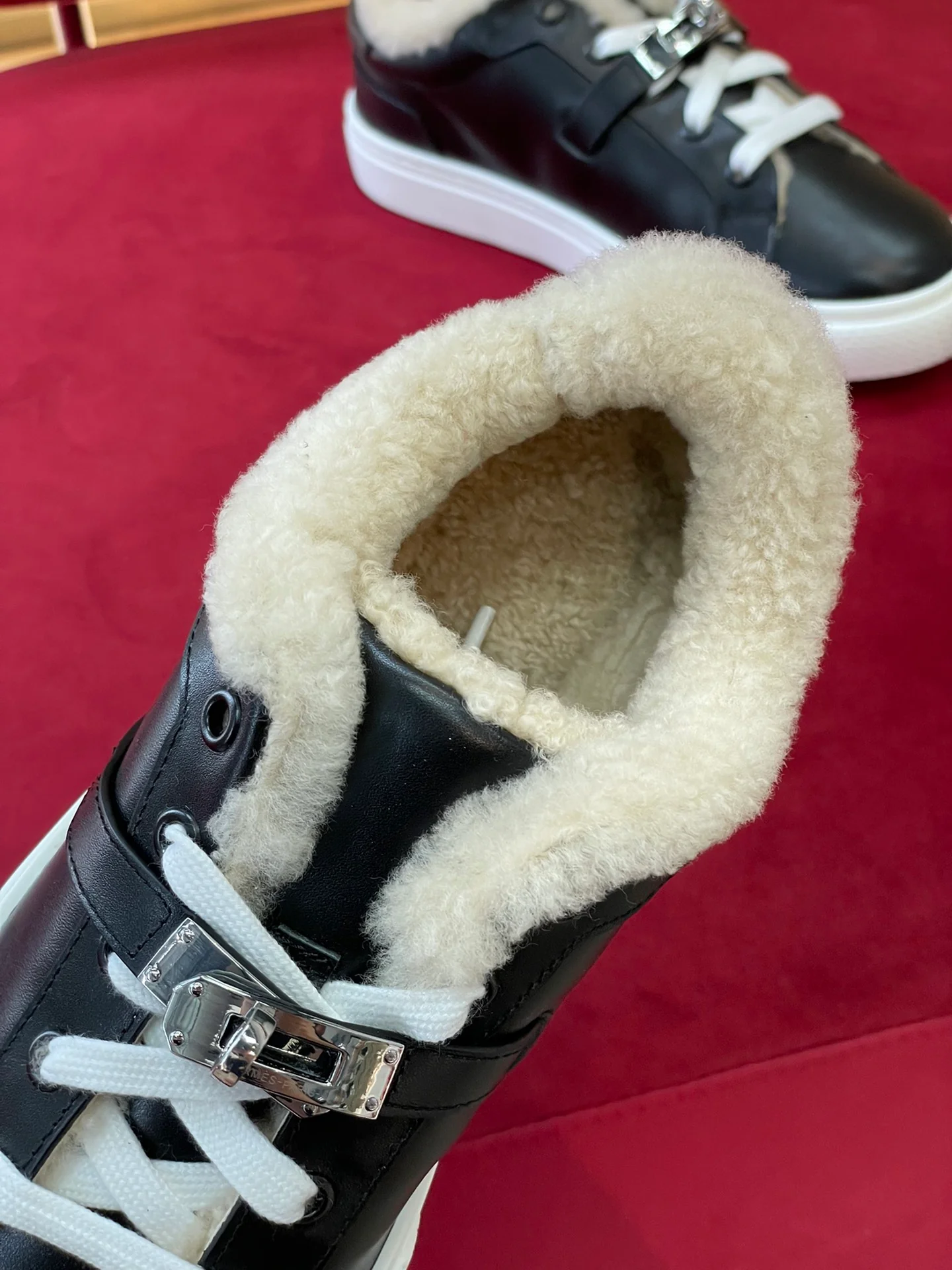 Шерстяные кроссовки Hermes 2022 года