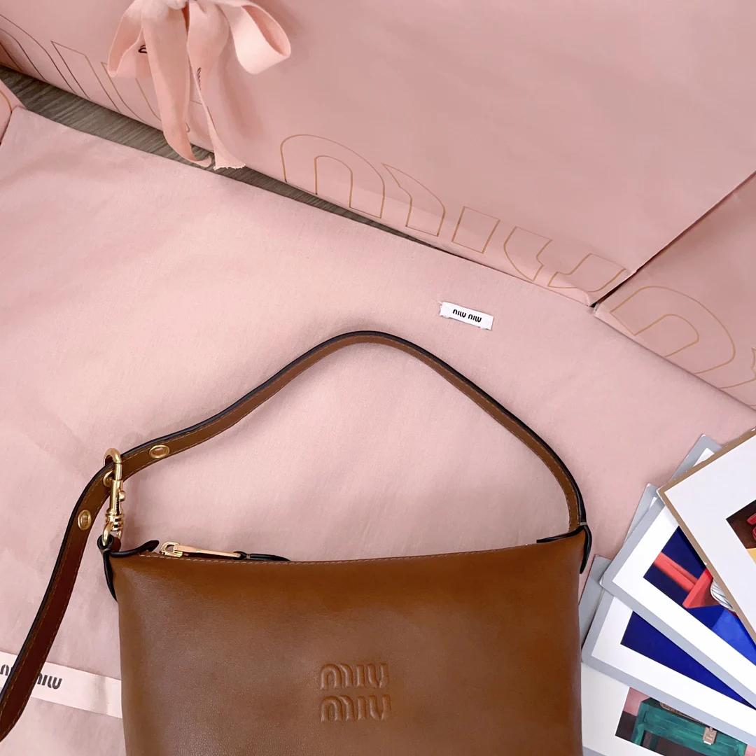 Ланч-бокс Miu Miu 5ne84 - светло-коричневый