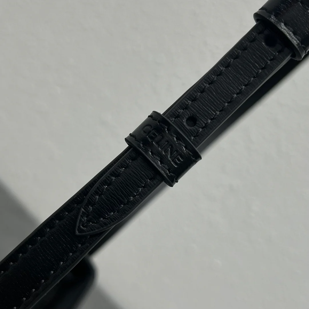 Сумка Celine Tillt - черная (подмышечная сумка)