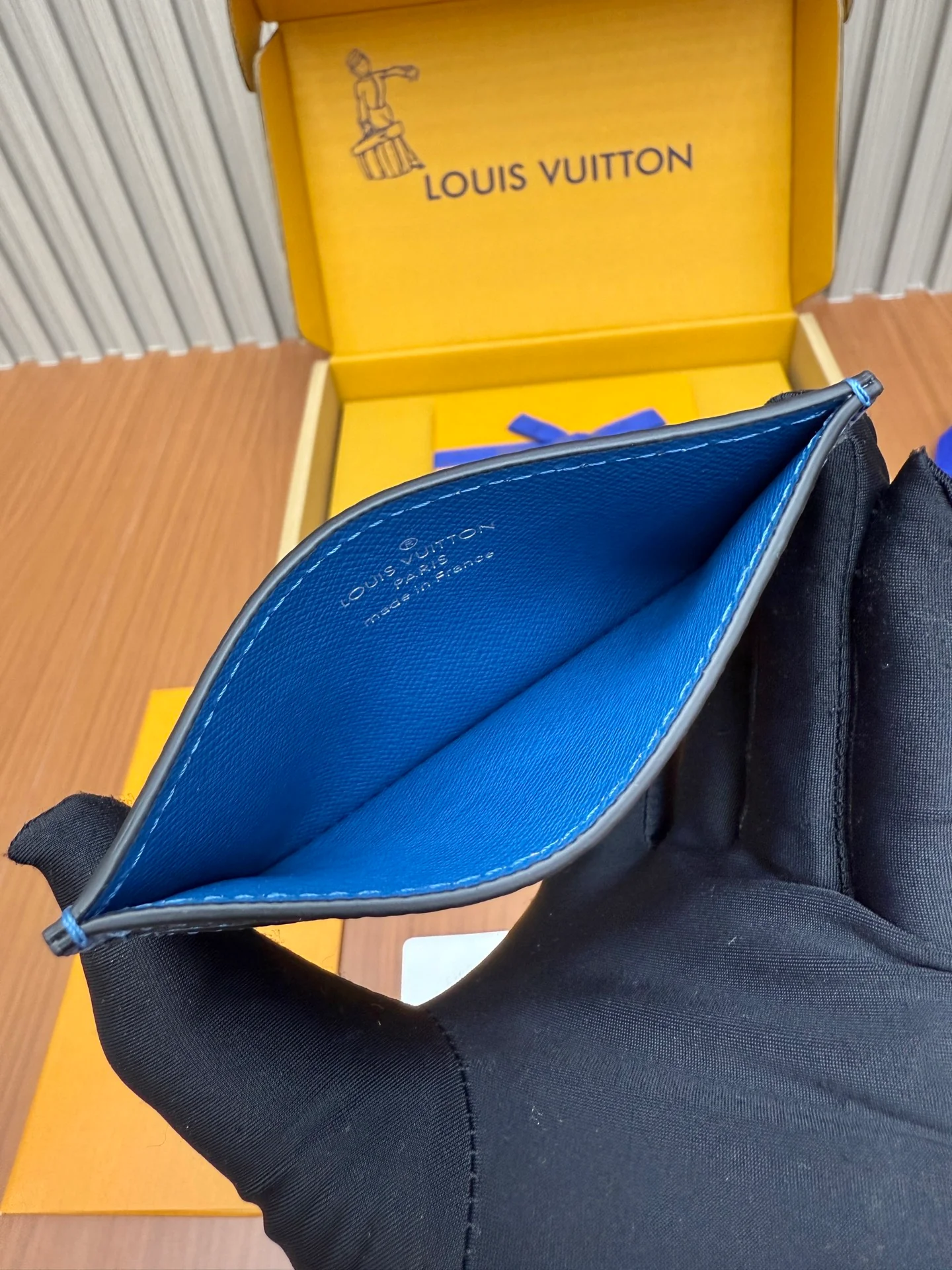 LV-m31051 - Цельностальной визитный кошелек, королевский синий