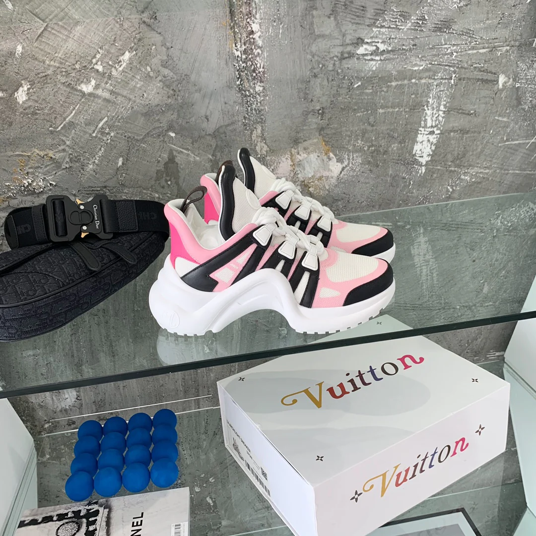 Обувь LV - Массивные кроссовки LV - 21