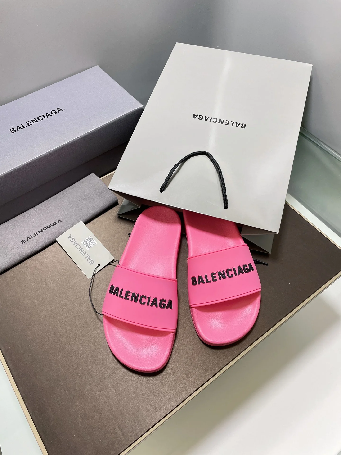 Balenciaga - Новая модель 2022 года - Тапочки с эффектом памяти и улучшенной упругостью - 4