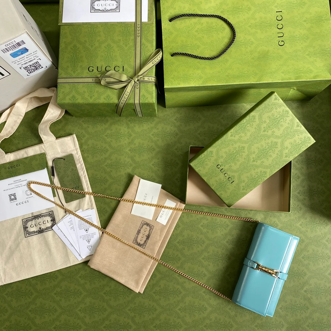 Новая сумка Gucci Jackie 1961 с цепочкой.