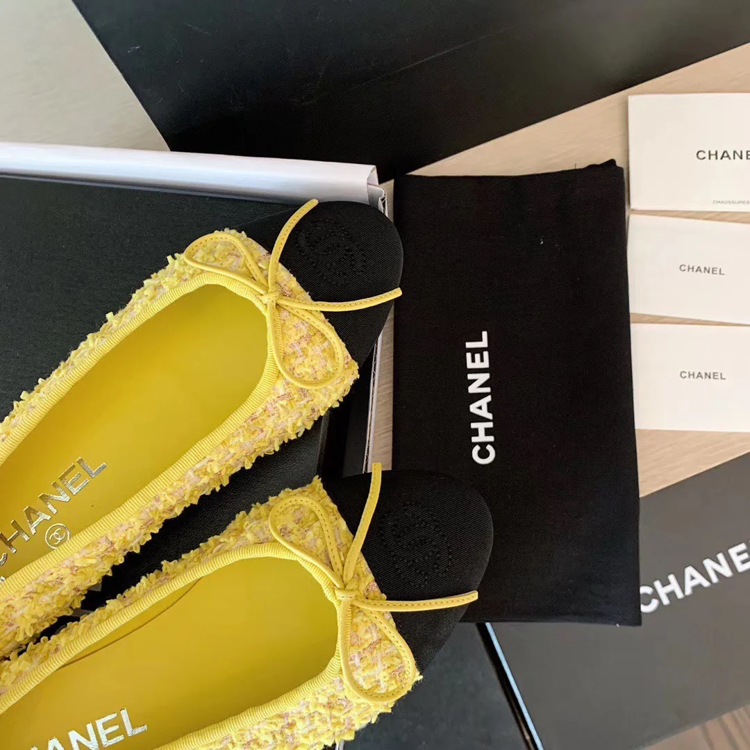 Классические балетки Chanel - желтые