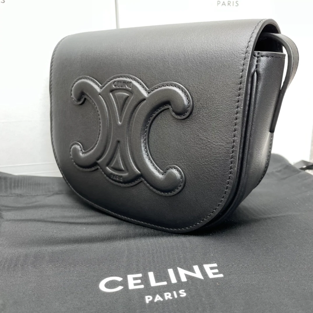 Celine-folco-cuir-triomphe-сумочка-1