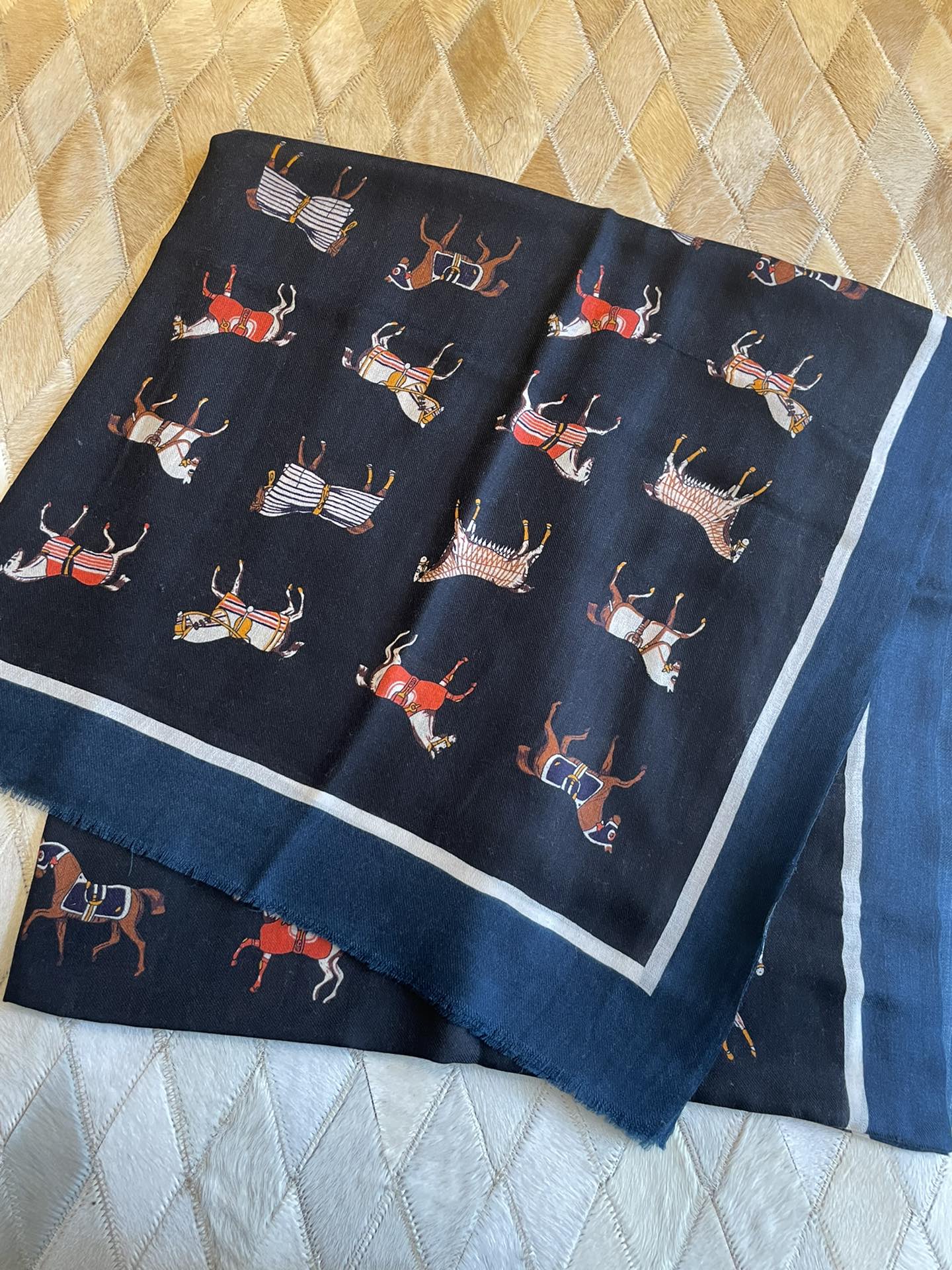 Hermes - Королевство ?Мой маленький пони? - Длинный шарф 100-200 - Кашемир 100-го сорта