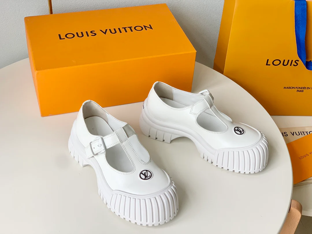 Новинка LV 2023 года - Серия Ruby - Туфли Мэри Джейн на каблуке с биде - Белые