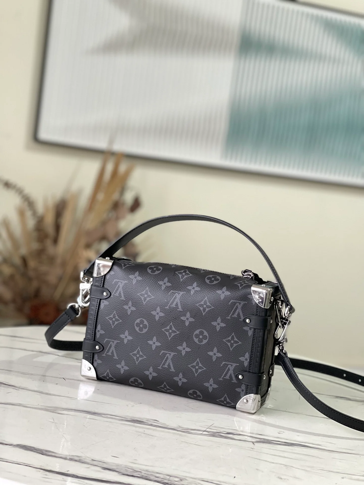 m46358-LV-side-trunk-shoulder bag-small-black-flower pattern