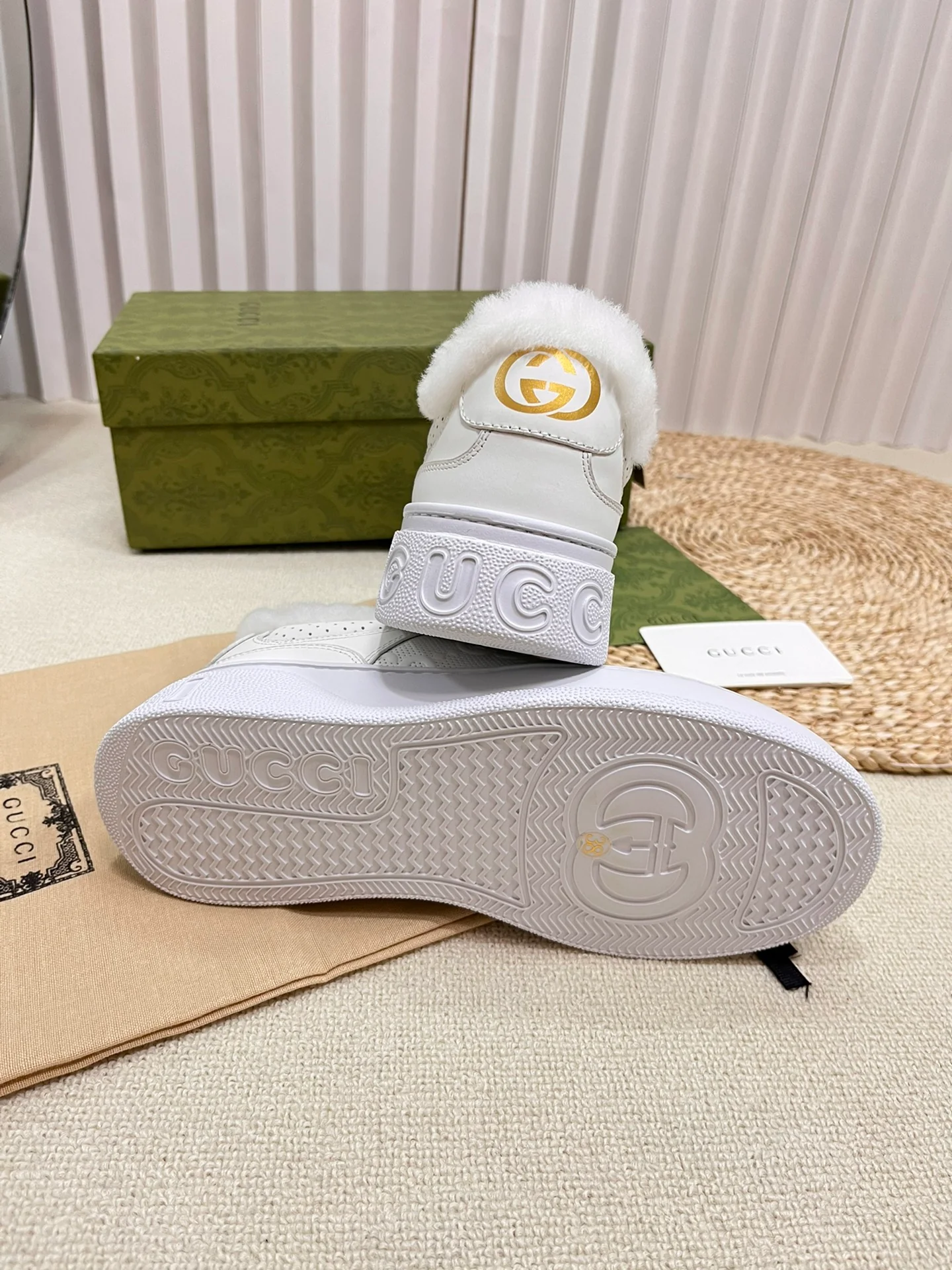 Туфли Gucci 2024 Wool Biscuit Shoes - белые